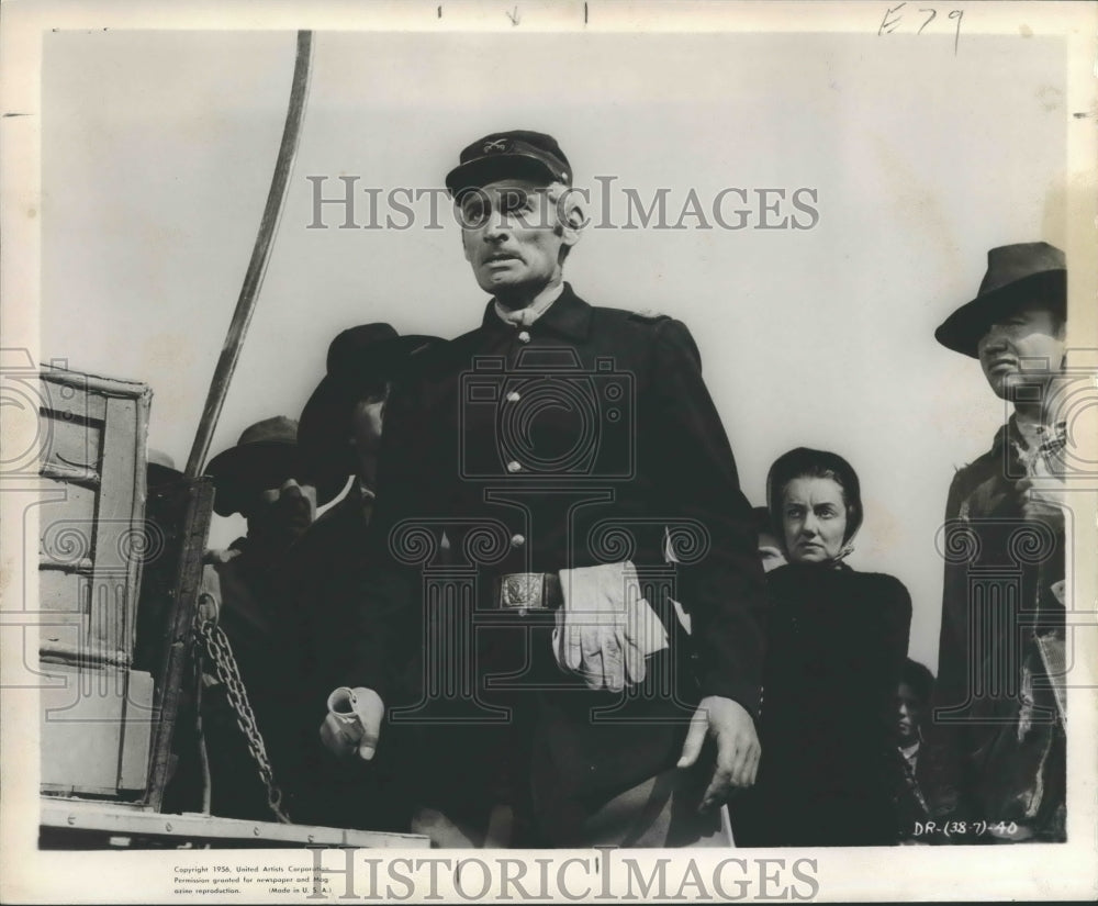 1957 Press Photo Jeff Chandler in &quot;Drango&quot; - Historic Images