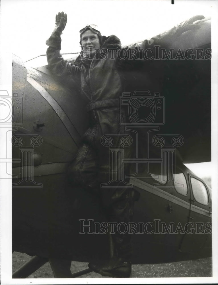 1976 Press Photo Susan Clark Starring in "Amelia Earhart"- Historic Images