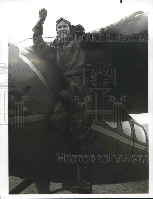 1976 Press Photo Susan Clark Starring in "Amelia Earhart"- Historic Images