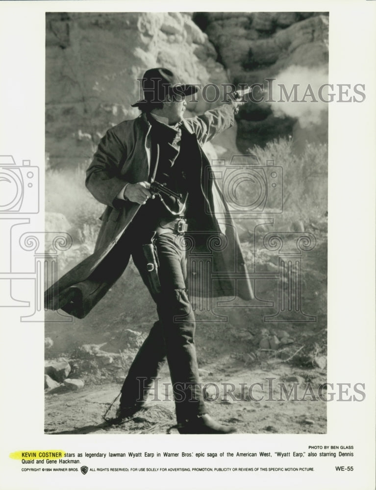 1995 Press Photo Actor Kevin Costner Shoots in "Wyatt Earp" - nox13553 - Historic Images