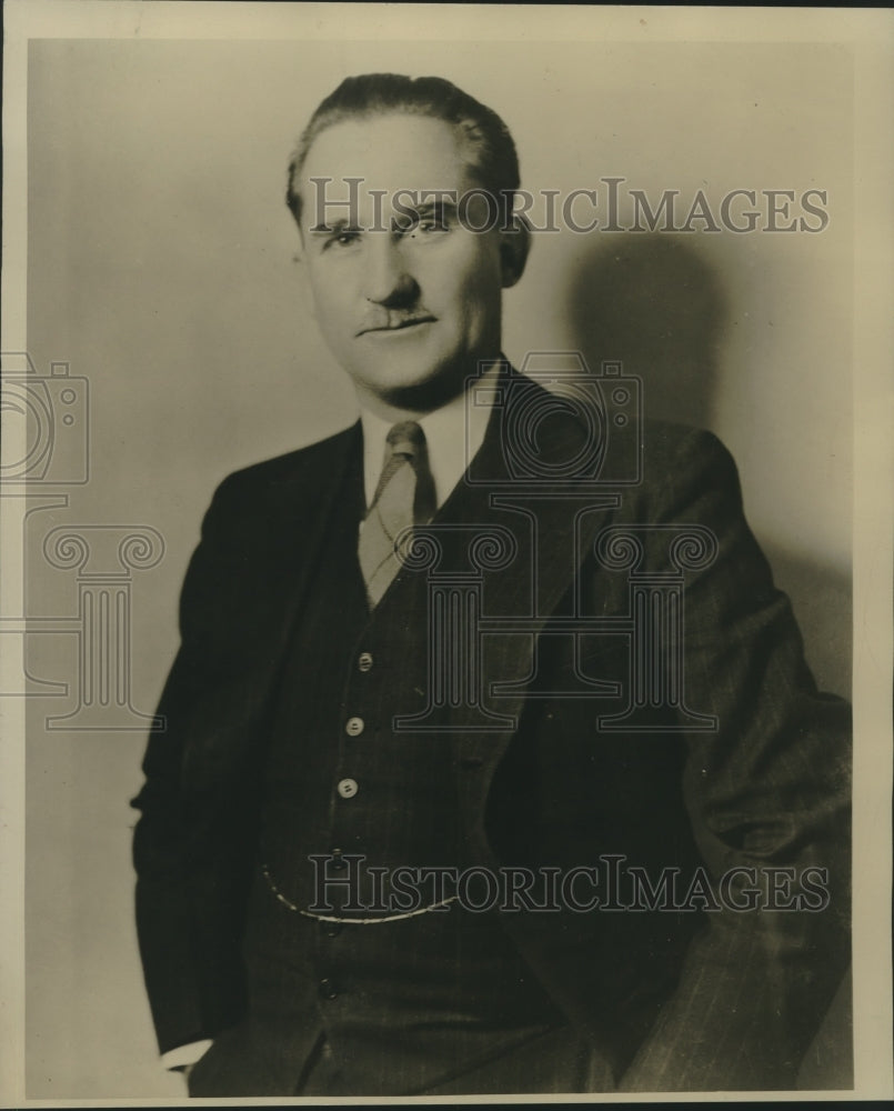 1943 Press Photo Roger B. Corbett, Secretary, American Farm Bureau Federation - Historic Images