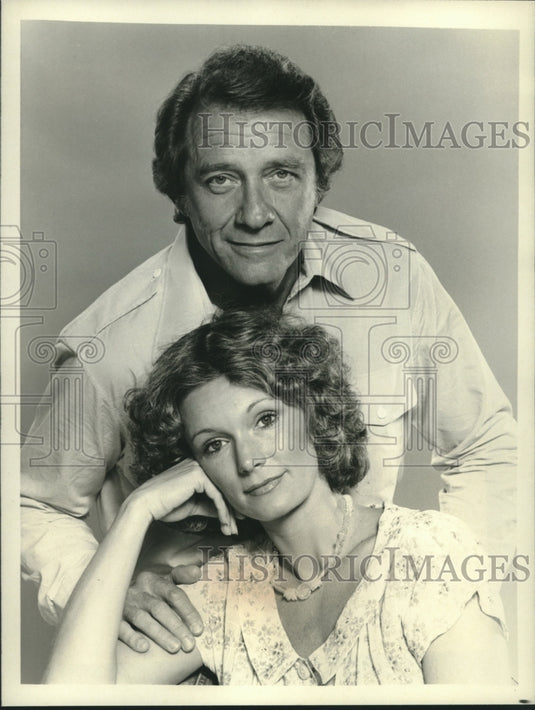 1978 Press Photo Richard Crenna, Yvette Mimieux in 'Devil Dog: Hound of Hell" - Historic Images