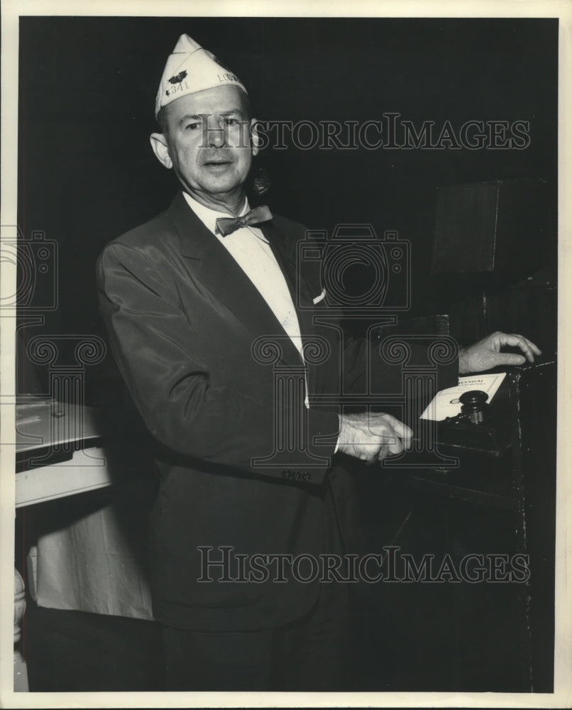 1953 Press Photo Louis W. Dawson, State Veterans Employment Representative-Historic Images