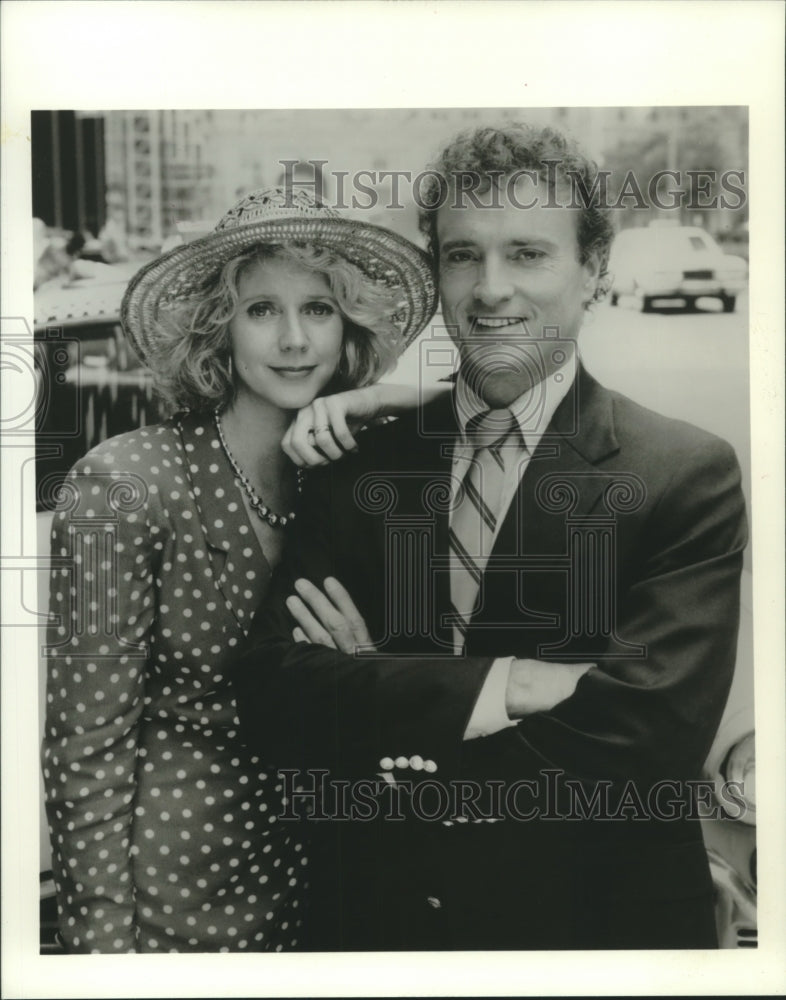 1989 Press Photo Kevin Dobson and Blythe Danner in Money, Power, Murder Show - Historic Images