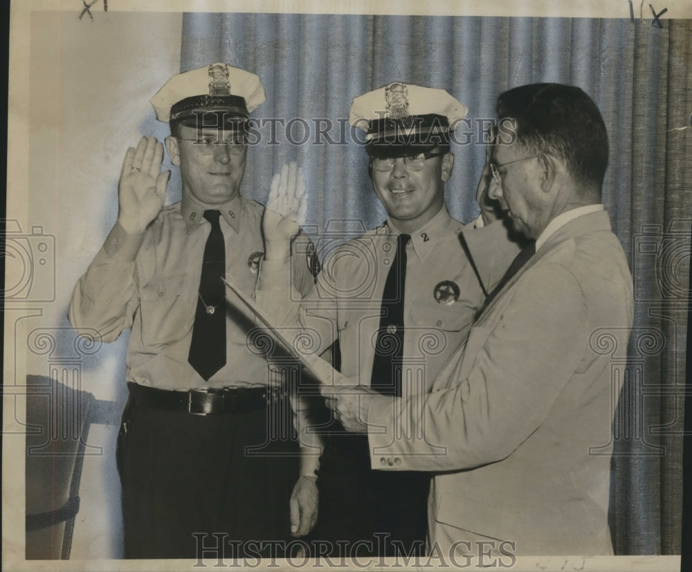 1956 Press Photo Superintendent Swears in Two New Orleans Police Desk Sergeants-Historic Images