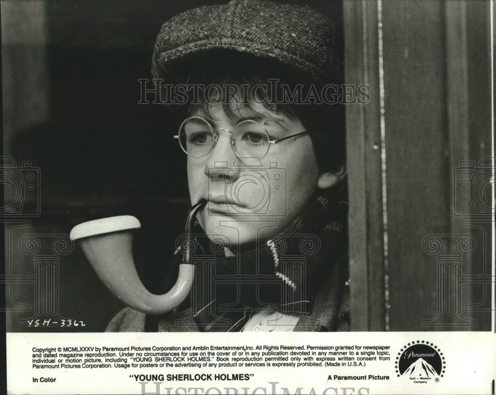 1985 Press Photo Actor Alan Cox as John H. Watson in Young Sherlock Holmes - Historic Images