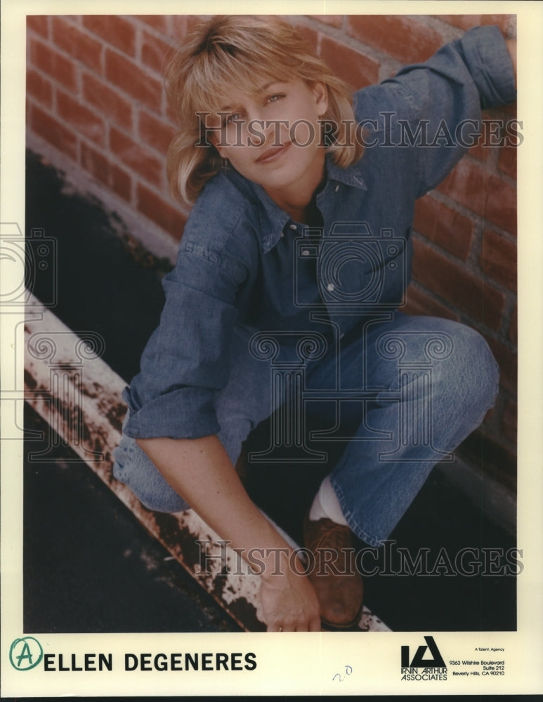 1994 Press Photo Ellen DeGeneres, comedian and actress - Historic Images