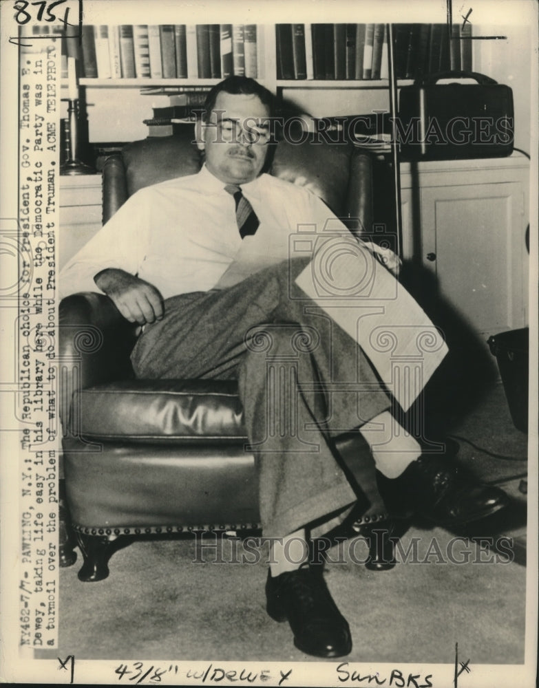 1948 Press Photo Governor Thomas E. Dewey, relaxing in a chair, New York-Historic Images