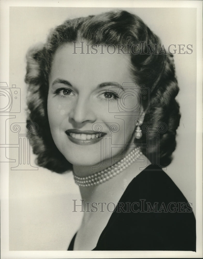 1952 Press Photo American Singer Lucile Cummings - nox16255-Historic Images