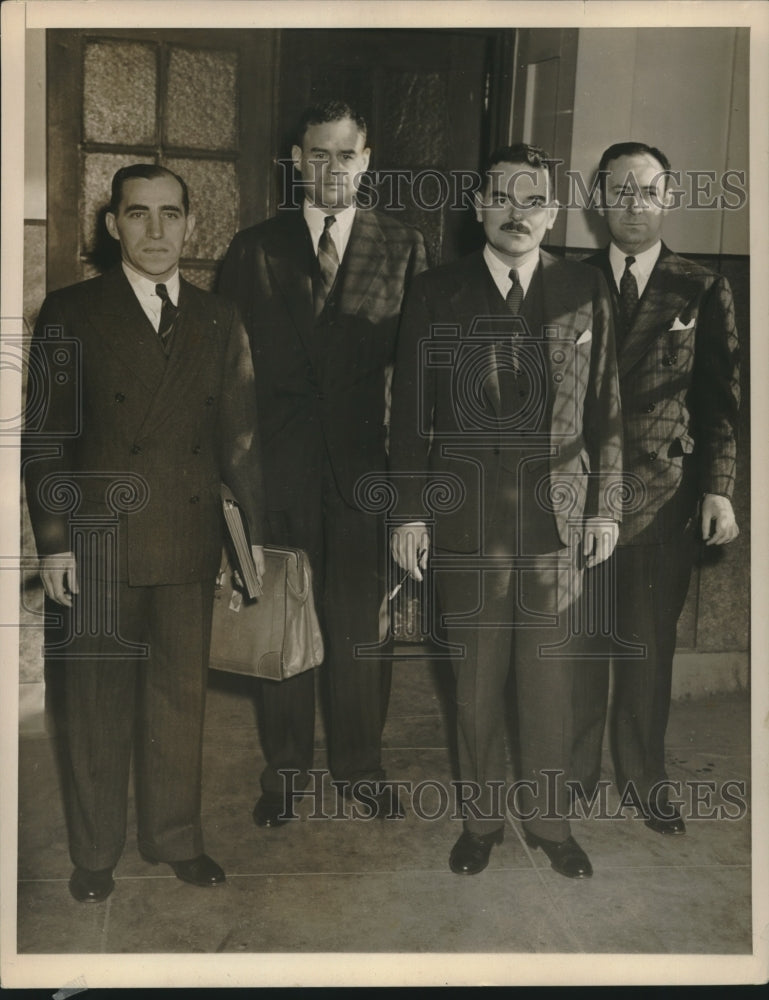 Press Photo New York Governor Thomas E. Dewey with Others - nox17188-Historic Images