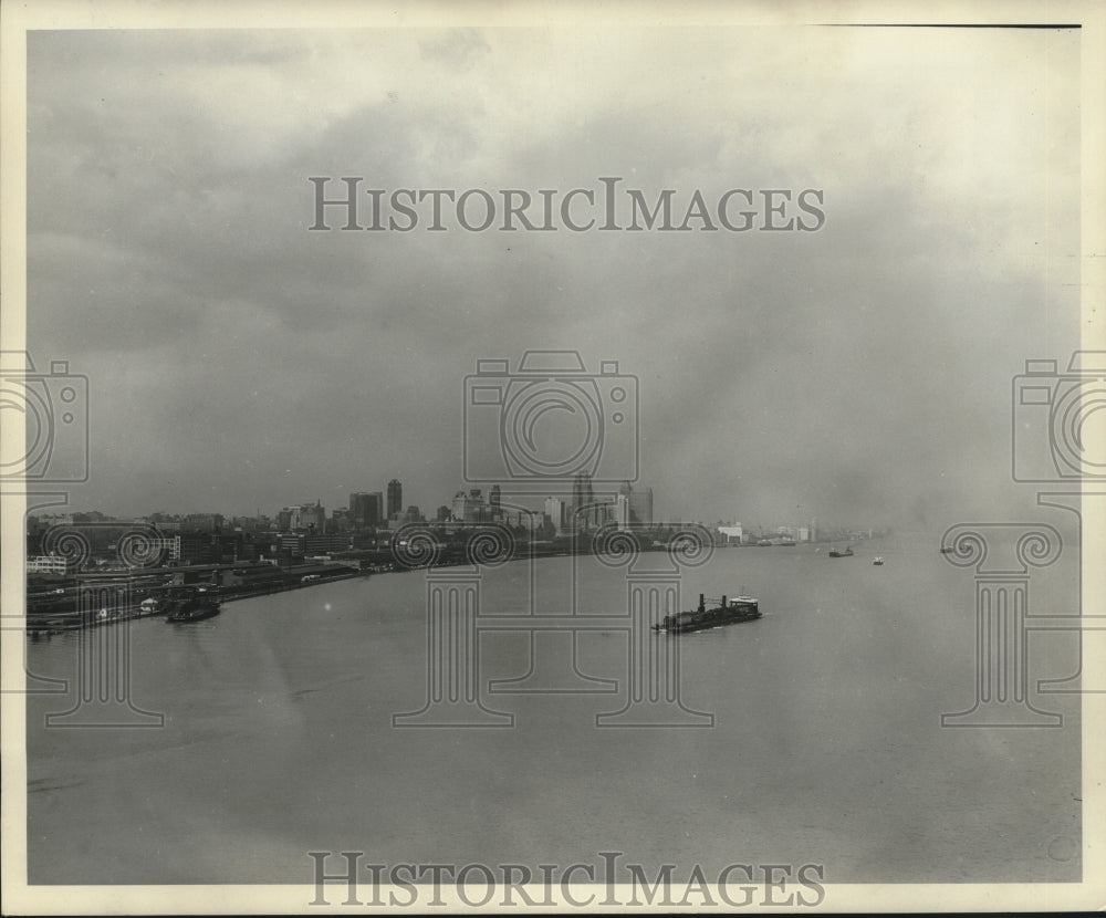 1961 Press Photo Detroit, Michigan, view of the city and water - nox18191-Historic Images