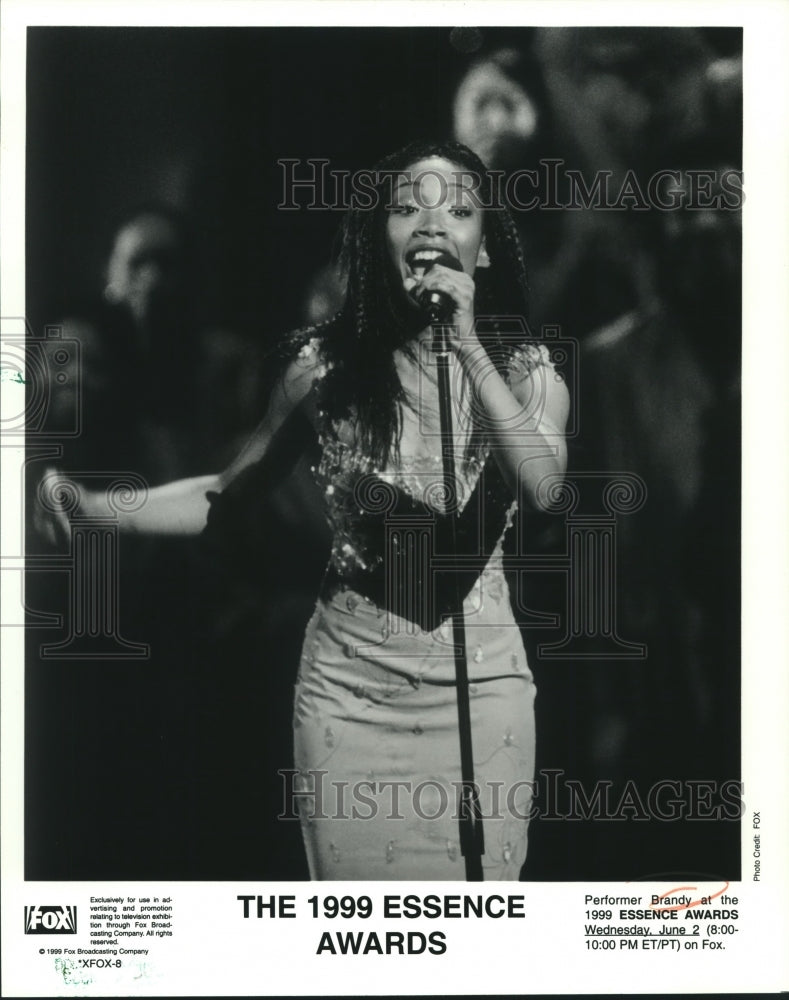 1999 Press Photo Performer Brandy at the 1999 Essence Awards - nox19617- Historic Images