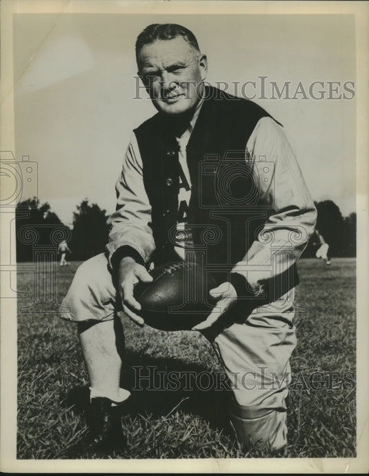 Press Photo Alabama's Head football coach, Harold "Red" Drew - nox20249-Historic Images