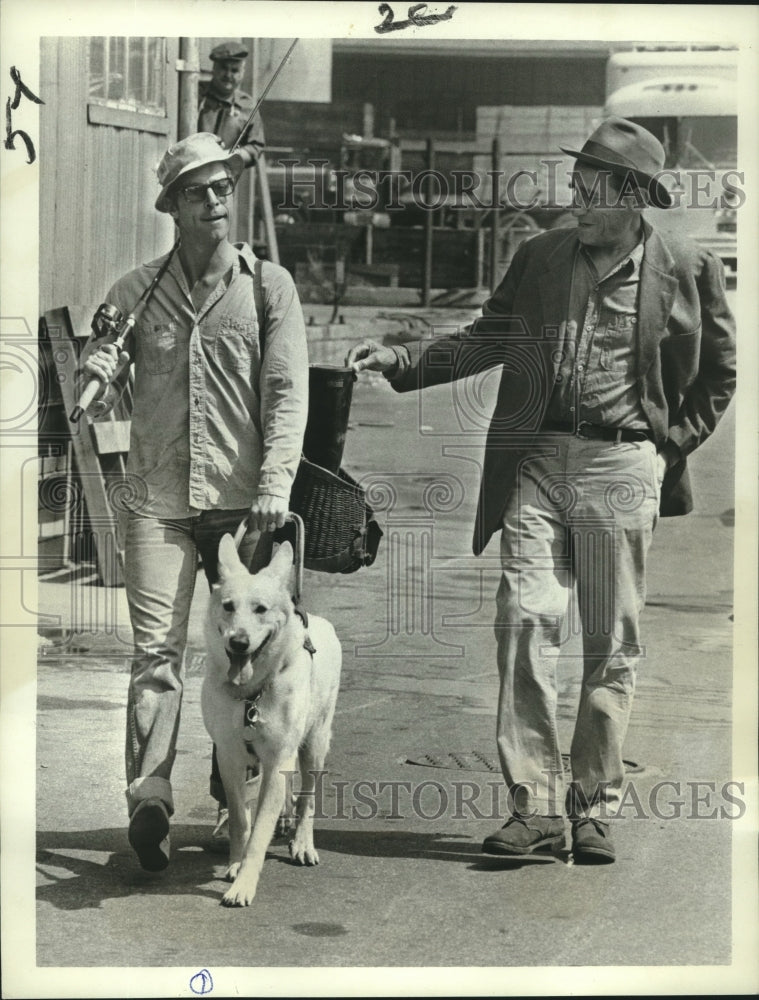 1971 Press Photo James Franciscus &amp; Victor Lory in &quot;Longstreet,&quot; on ABC/TV - Historic Images