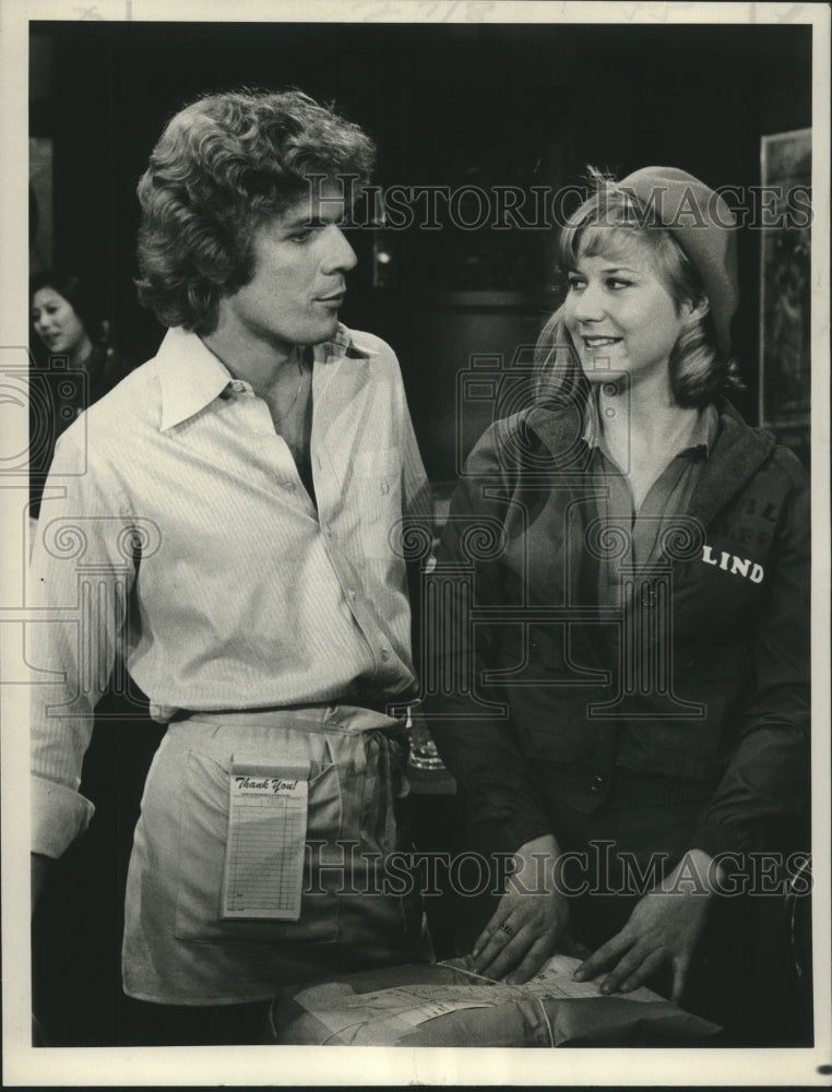 1980 Press Photo Dino Scofield and Heidi Hagman star in "Archie Bunker's Place."- Historic Images