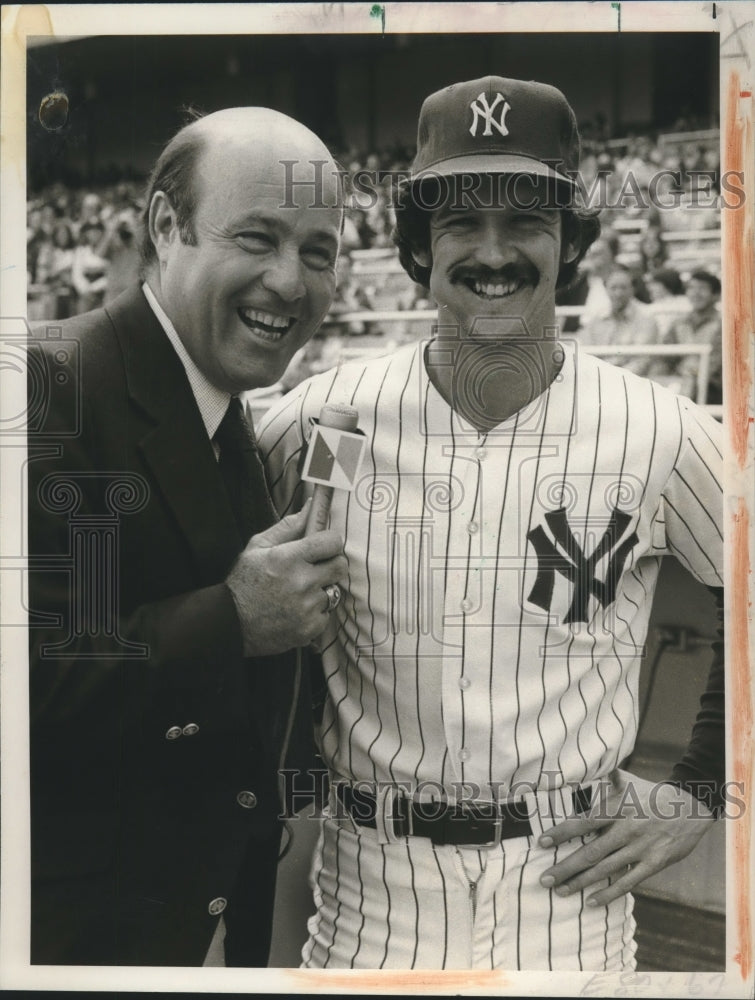 1988 Press Photo Ron Guidry, New York Yankees Pitcher, with Joe Garagida on NBC - Historic Images
