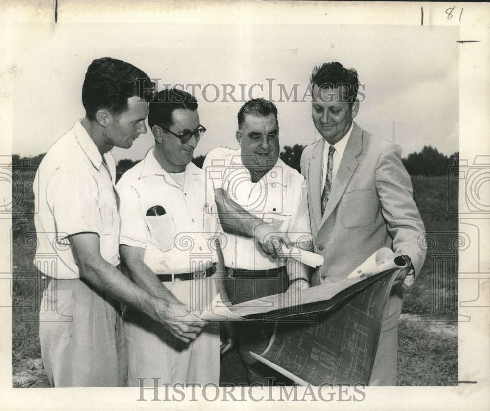 1953 Press Photo Developers View Plans for First Home in Sub-Division-Historic Images