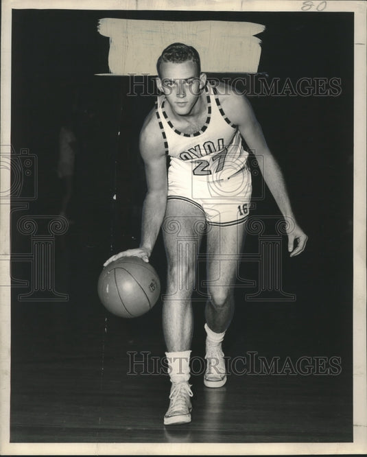 1952 Press Photo Loyola University Basketball Player Bob Hanberg - nox23708 - Historic Images