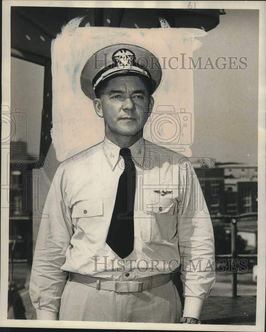 1948 Press Photo Captain Dale Harris of U.S.S. Wright, Navy Aircarft Carrier-Historic Images