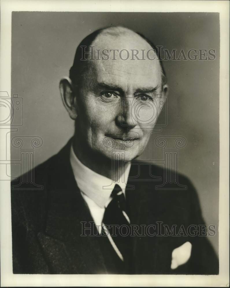 1954  Sir John Hodsoll, Britain&#39;s Civil Defense Committee - Historic Images