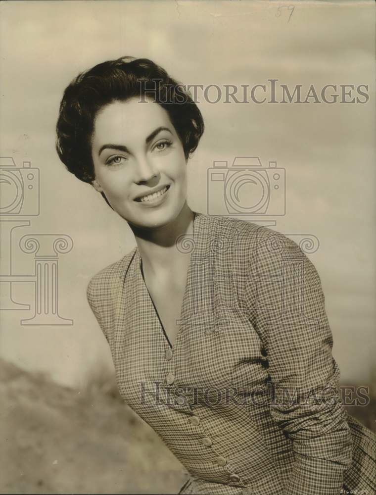 1955 Press Photo Actress Jarma Lewis of "The Marauders" - Historic Images