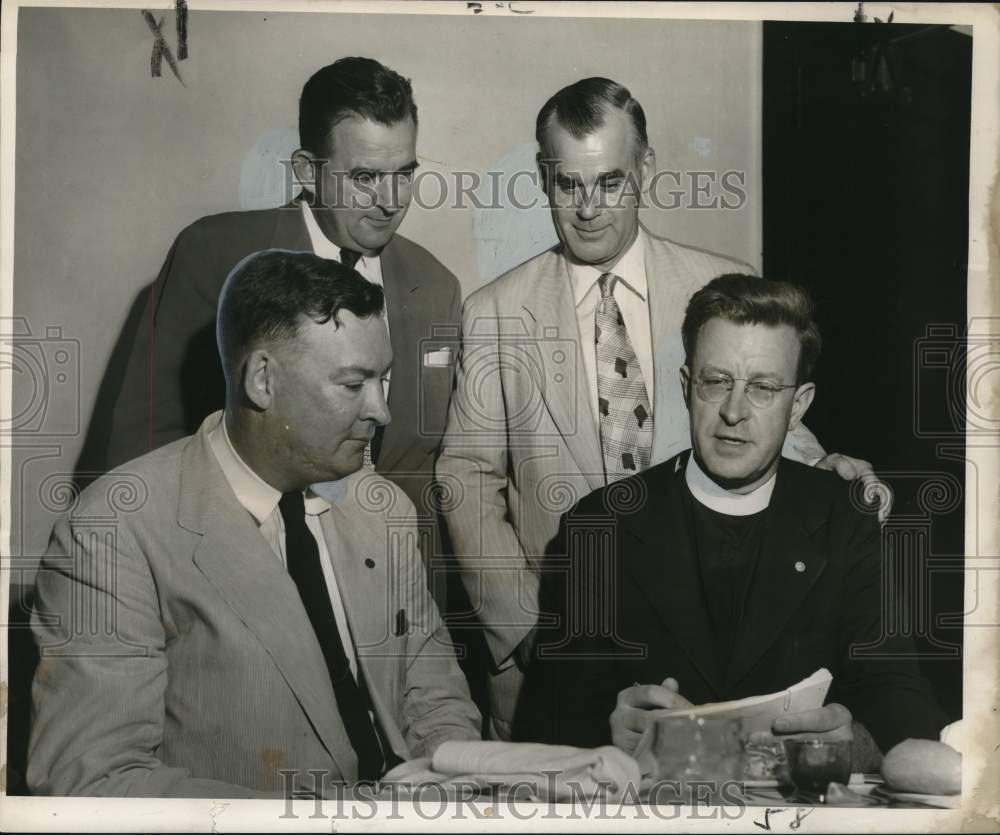 1954 Press Photo Members of the 1954 Holy Name rally organization make plans-Historic Images