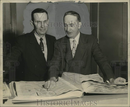 1956 Press Photo Associate Editor of "New Orleans States" Russell F. Kintzley - Historic Images