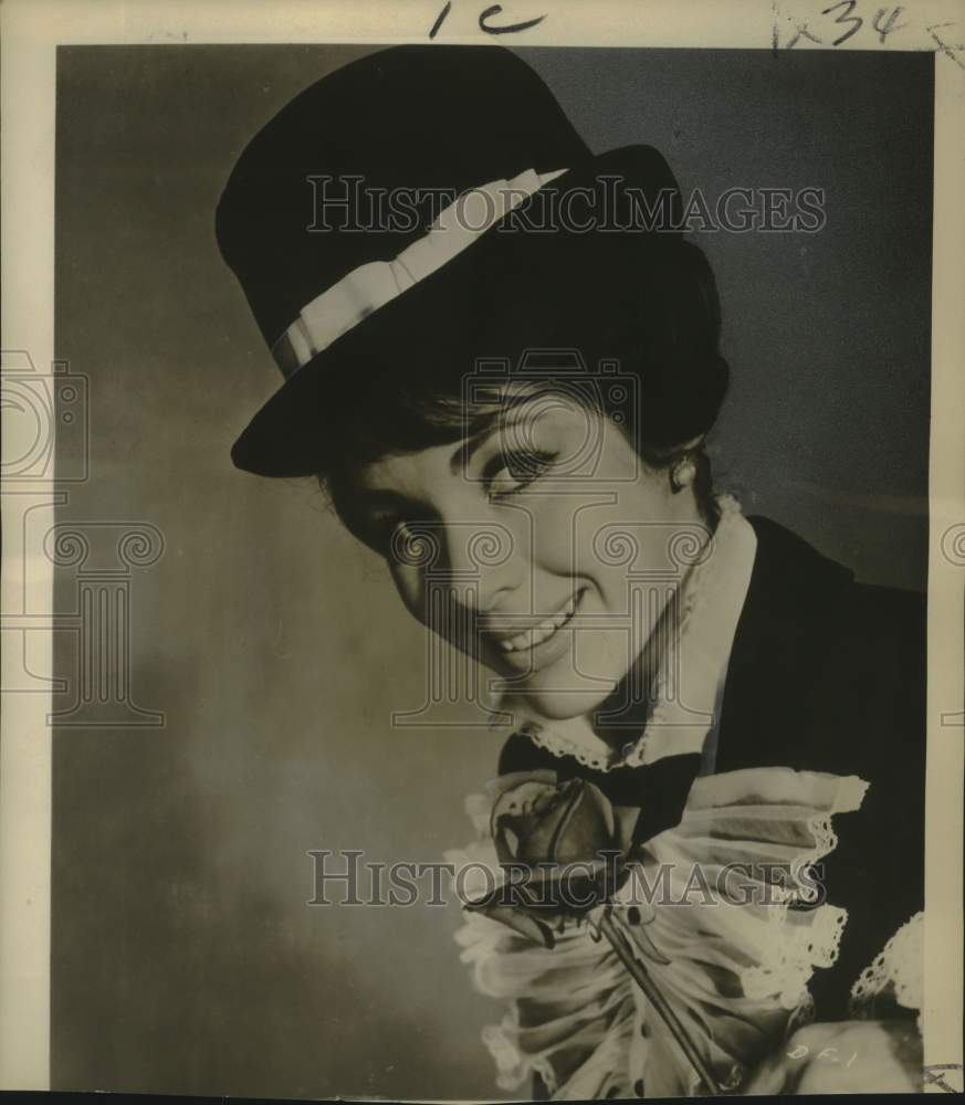 1965 Press Photo Actress Marianne Koch stars in &quot;Die Fledermaus&quot; - Historic Images