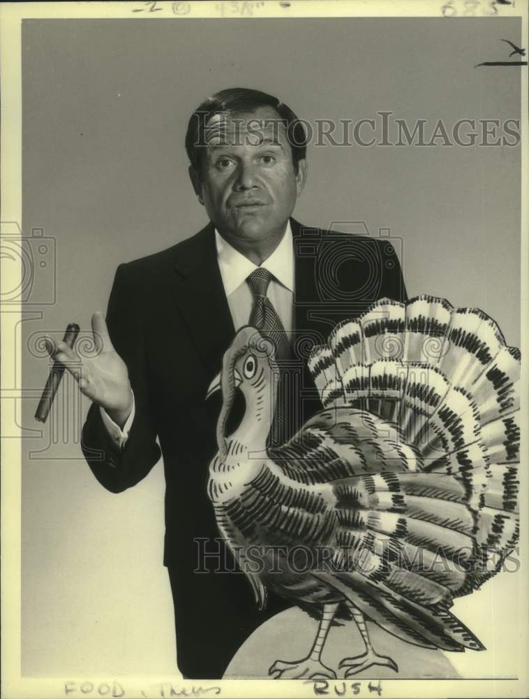 1980 Press Photo Alan King in a Thanksgiving special for NBC television. - Historic Images