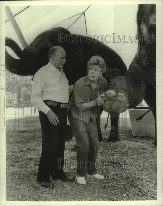 1986 Press Photo Martin Balsam and Angela Lansbury in "Murder, She Wrote" - Historic Images