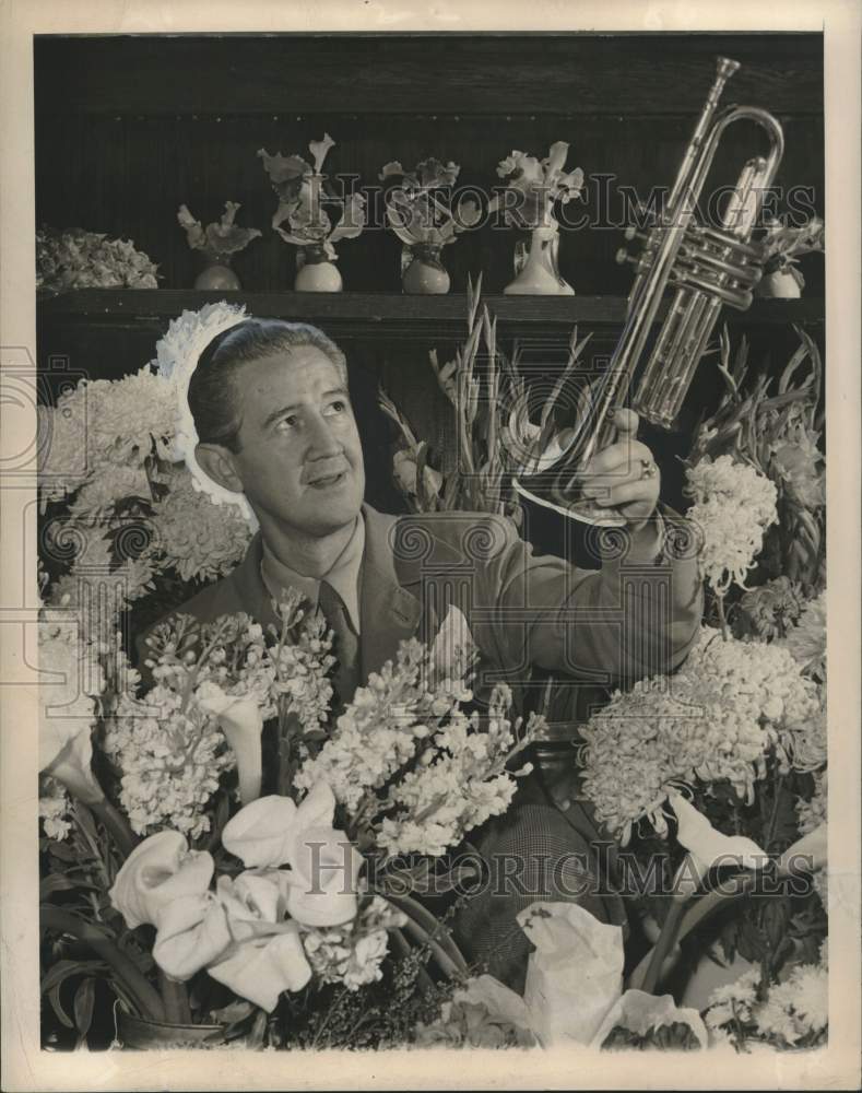 1949 Press Photo Jazz Trumpeter Clyde McCoy - Historic Images