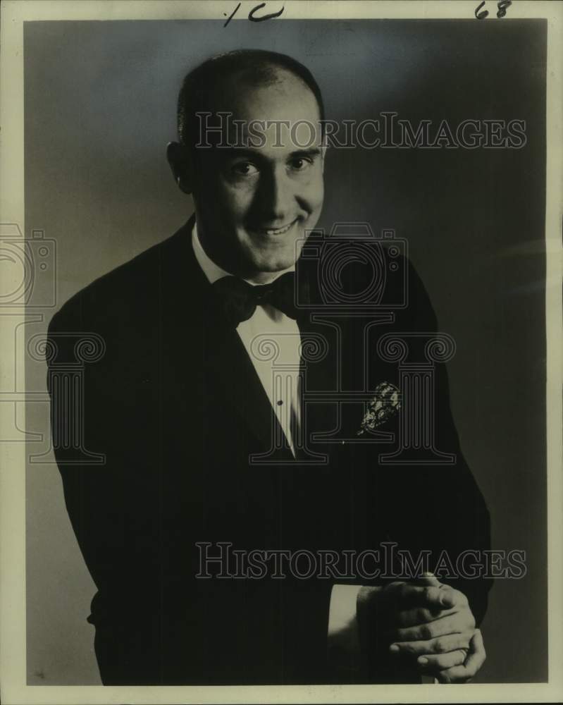 1967 Press Photo Composer-Conductor Henry Mancini - Historic Images