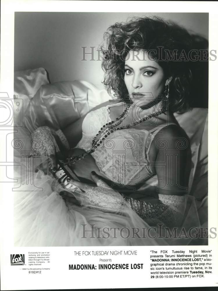 1995 Press Photo Terumi Matthews in  &quot;Madonna: Innocence Lost.&quot; - Historic Images