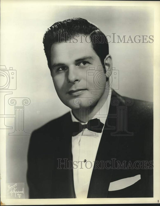 1966 Tenor Barry Morell will sing the role of des Grieux in "Manon"-Historic Images