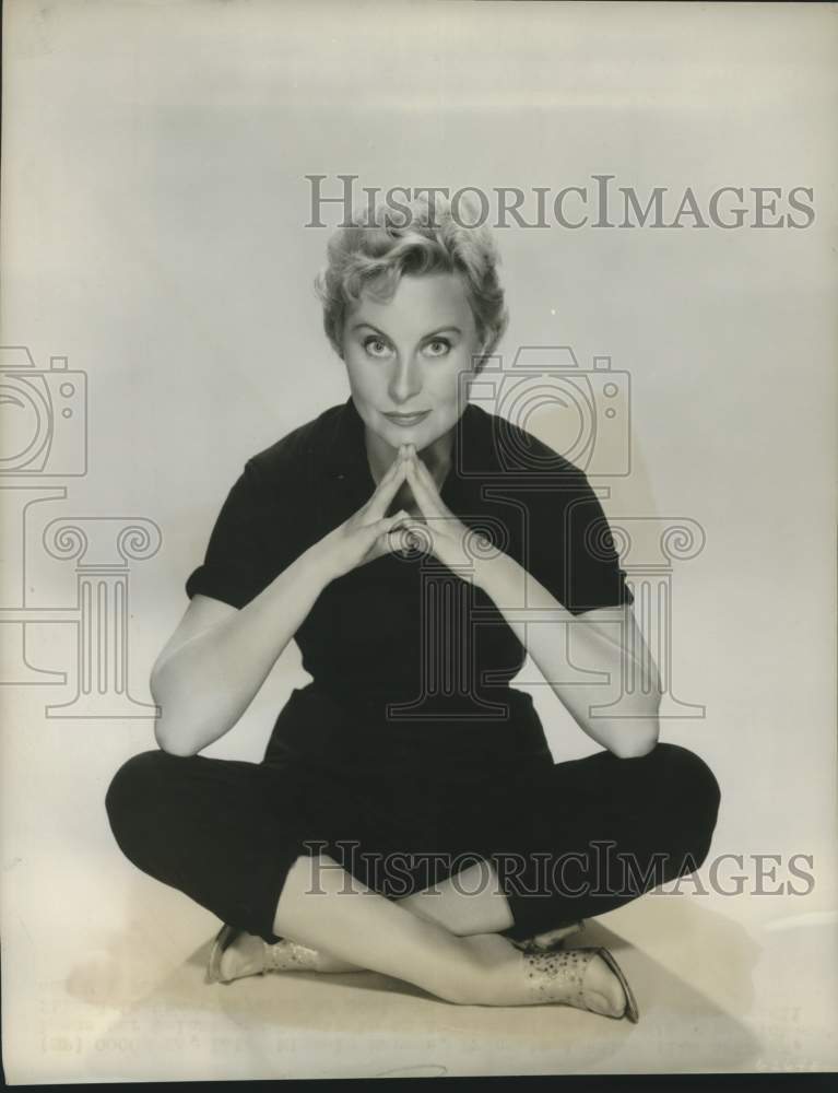 1957 Press Photo Michele Morgan, France&#39;s leading film actress. - Historic Images