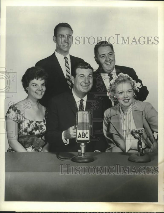 1959 Press Photo Cast on "Don McNeill's Breakfast Club" - Historic Images