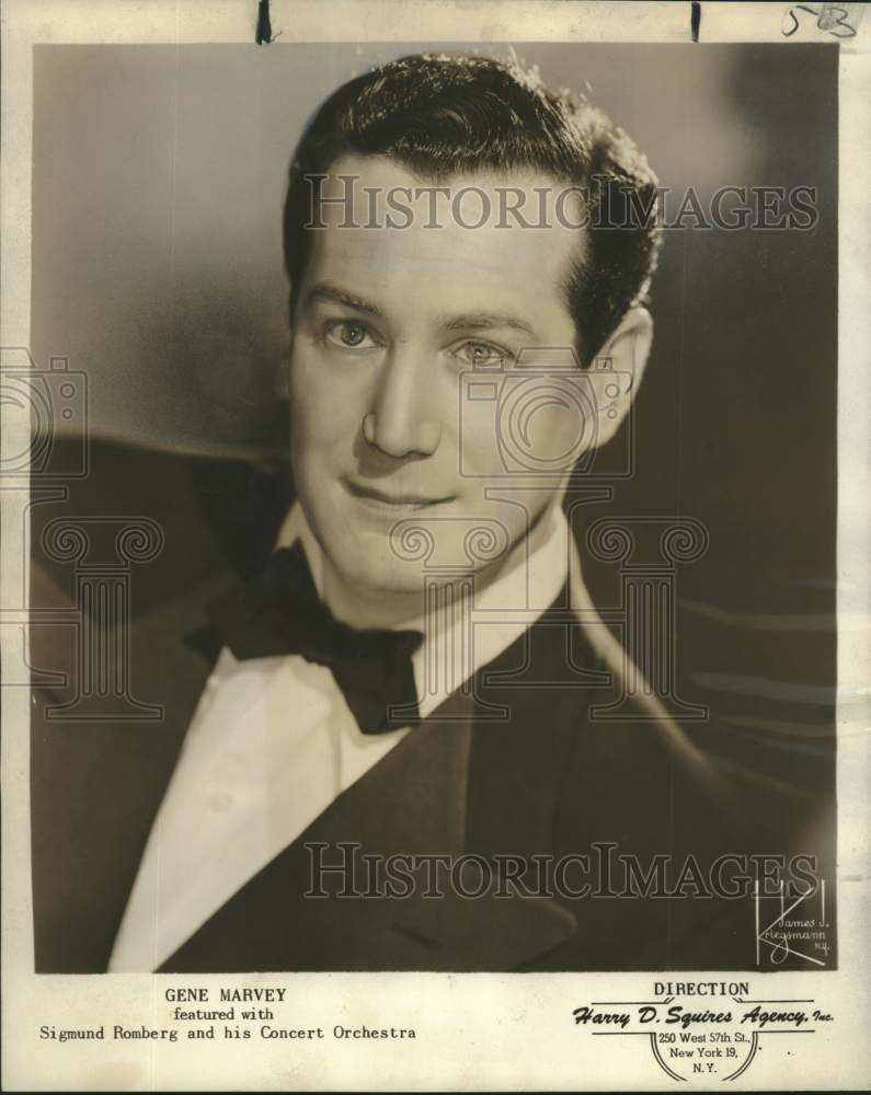 1949 Press Photo Featured soloist Gene Marvey with Sigmond Romberg Orchestra. - Historic Images