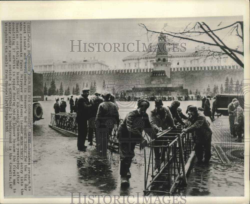 1965 Press Photo Preparing Red Square for Cosmonauts&#39; Visit - Historic Images