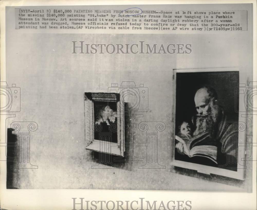 1965 Press Photo Where &quot;St. Luke&quot; Painting Hung before Theft from Moscow Museum - Historic Images