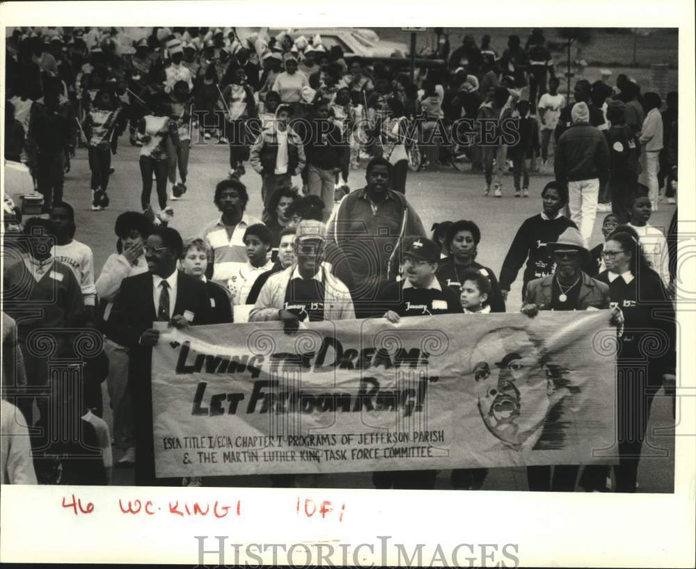 1988 Press Photo Participants of a Dr. Martin Luther King day march in Marrero - Historic Images