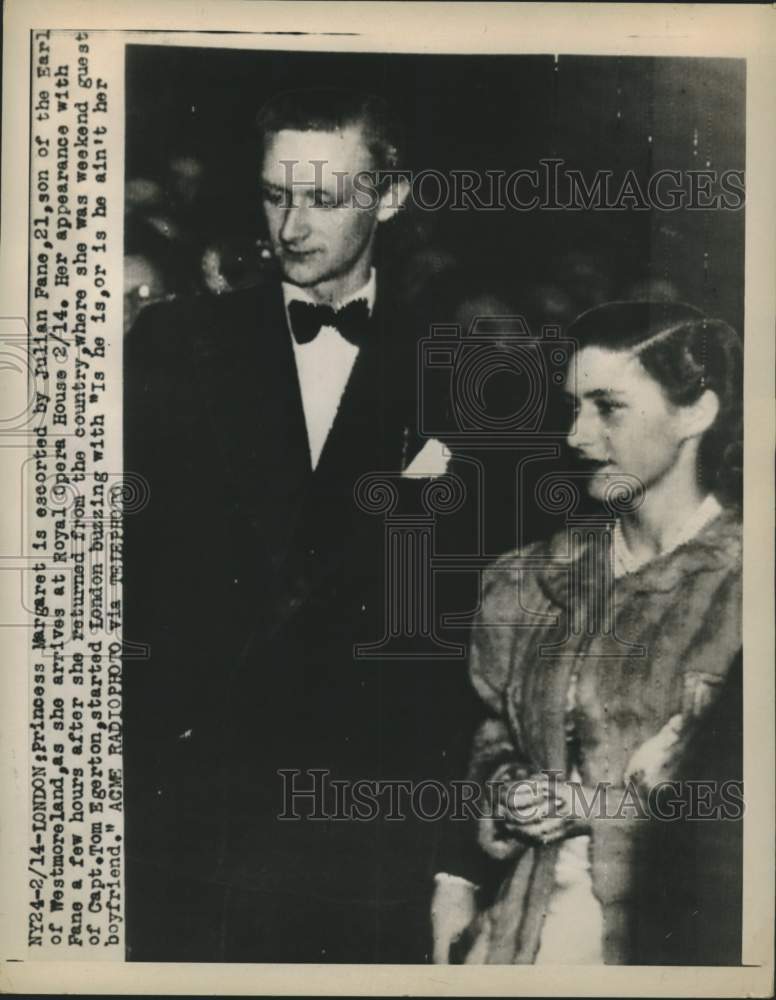 1949 Press Photo England&#39;s Princess Margaret Escorted to Opera by Julian Pane- Historic Images