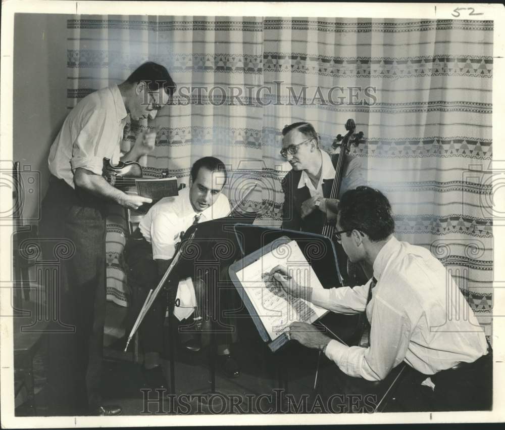 1957 Press Photo The Lasalle String Quartet will play concerts at 16 schools. - Historic Images