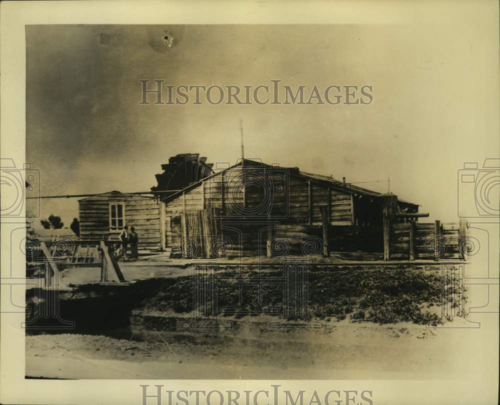 1938 Press Photo Here is primitive water plant of another age with paddle wheel. - Historic Images