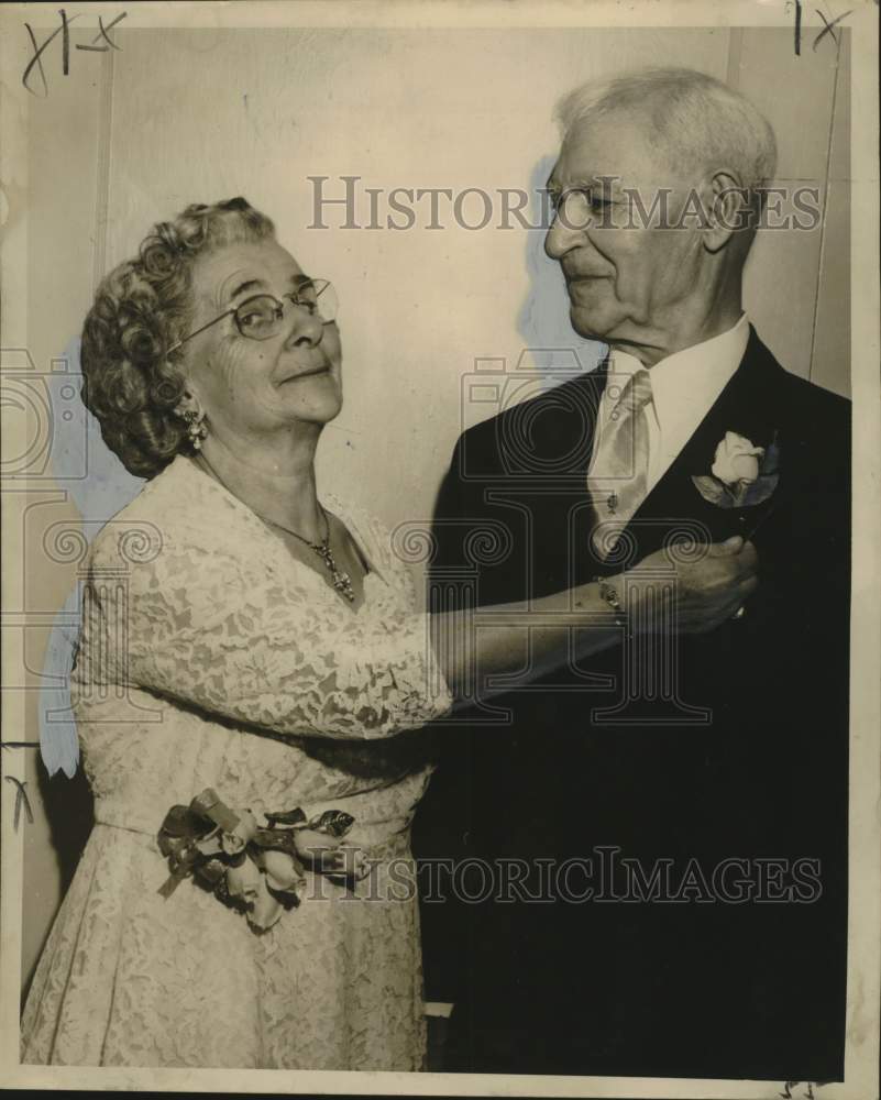 1954 Press Photo Mr. &amp; Mrs. Martin Quarteraro celebrate 50th wedding anniversary - Historic Images