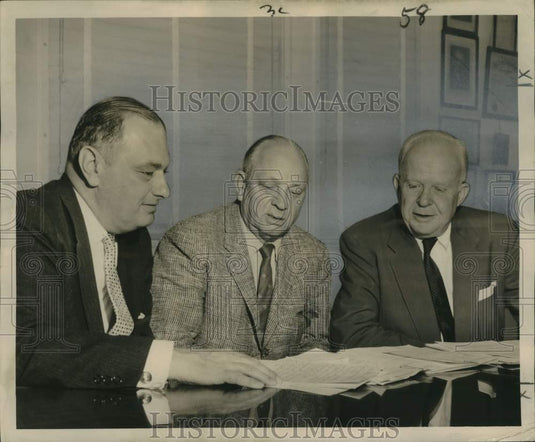 1958 Press Photo "The Times Picayune" Loving Cup Award Committee Members - Historic Images