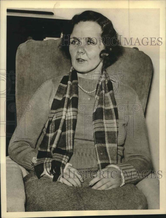 1935 Press Photo Ruth Nichols at the inquest where she testified in hospital. - Historic Images