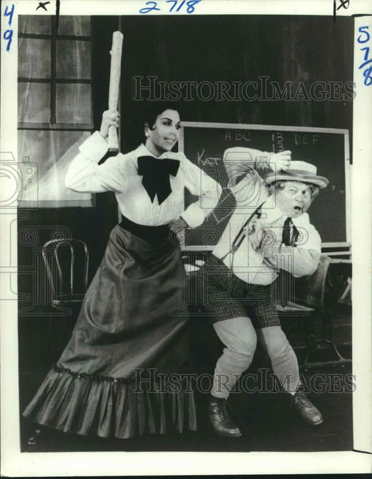 1983 Press Photo Actors Ann Miller, Mickey Roney in "Sugar Babies" - Historic Images