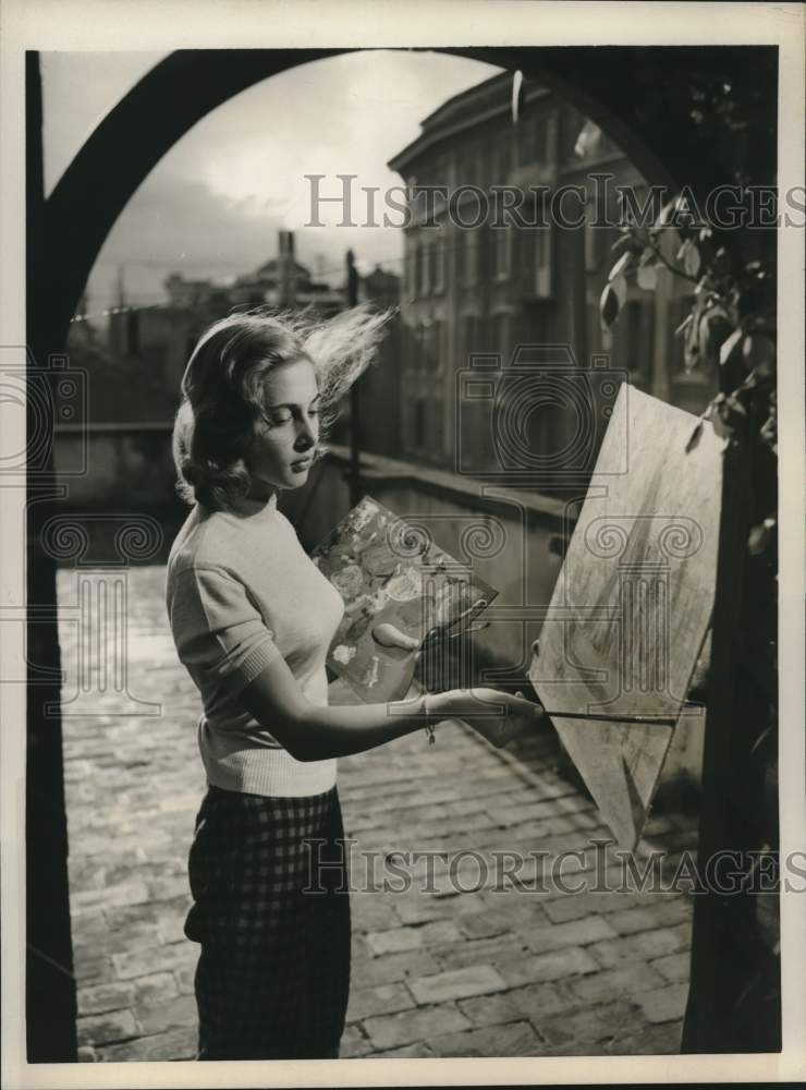 1953 Press Photo Italian Actress Anna Maria Sandri Pains on Terrace, Rome - Historic Images