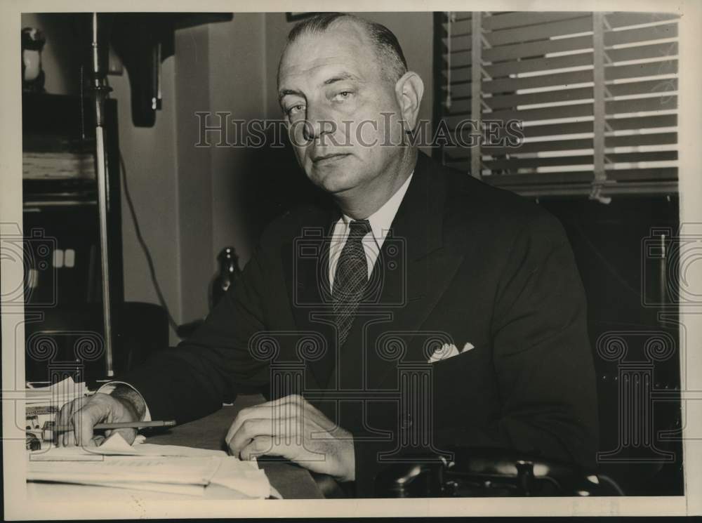 1939 Press Photo Emil Schram, Chairman of the Reconstruction Finance Corporation - Historic Images