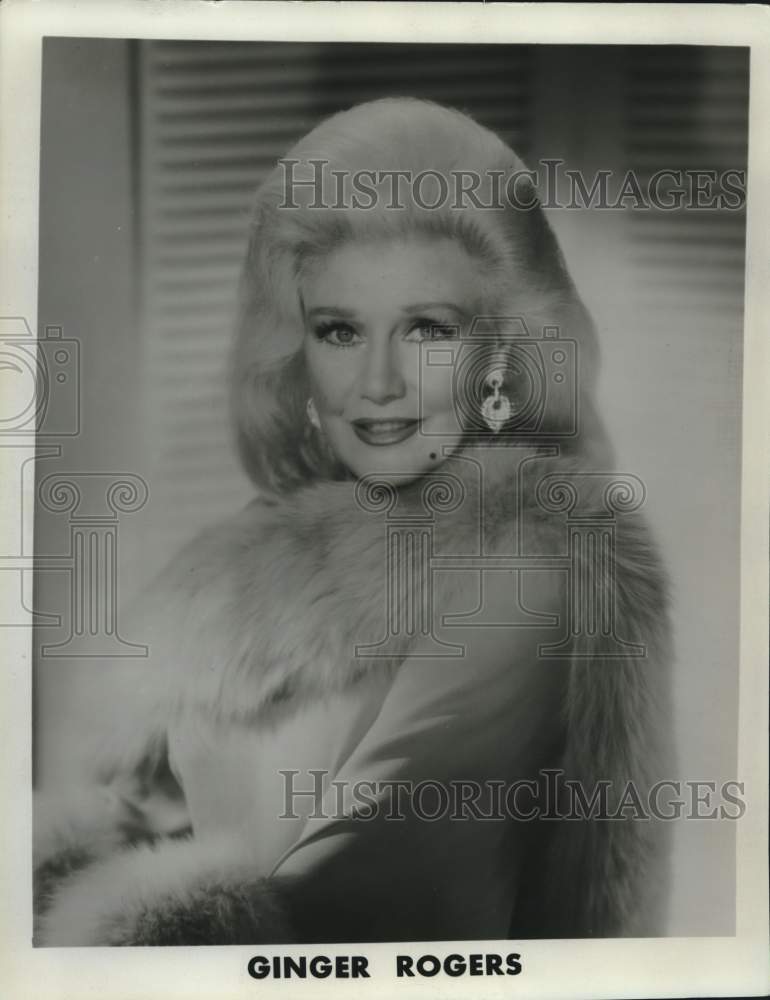 1976 Press Photo Dancer-Actress-Singer Ginger Rogers - Historic Images